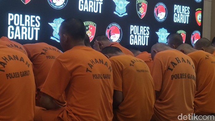 Polisi menangkap para pengedar narkoba di Garut