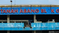 Nantinya Blok G Pasar Tanah Abang akan terkoneksi dengan KRL, MRT, dan LRT.
