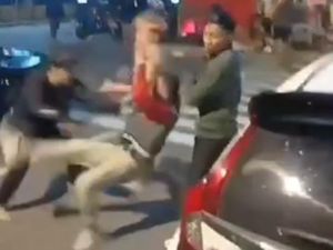 Niat Tagih Utang, Pria di Mataram Dikeroyok 4 Orang hingga Babak Belur
