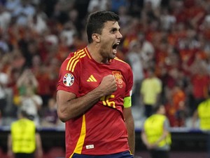 Rodri: Ballon dOr? Saatnya Pemain Spanyol Memenanginya