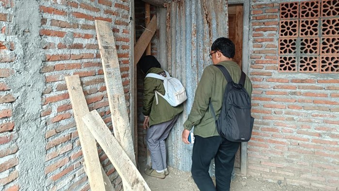 Rumah kosong tempat penyimpanan bahan kimia di Jember