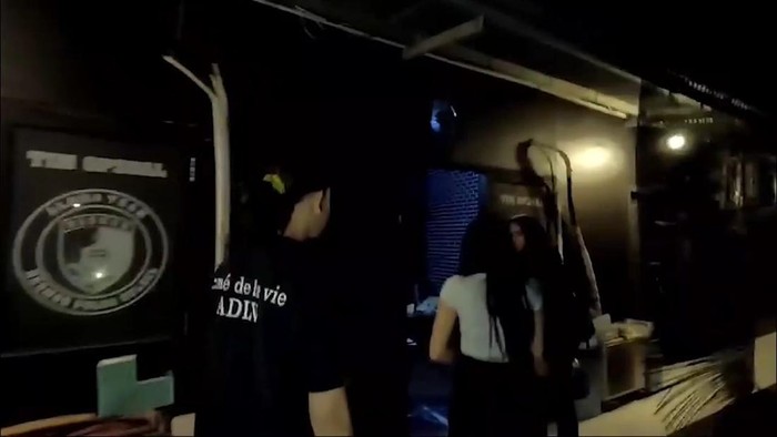 Selebgram Makassar ER saat diamankan tim Resmob Polda Sulsel. Dokumen Istimewa