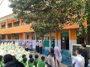 Ibu Cerita Drama Anak Baru Masuk SD di Depok: Bangun-Mandi, Malah Tidur Lagi