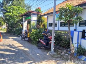 Alasan Siswa SDN Taddan 2 Sampang Mogok Belajar di Hari Pertama Sekolah