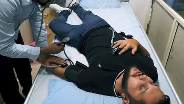 Nyaris Tewas Gegara Makanan Pedas, Pria Ini Dapat Hadiah Mobil