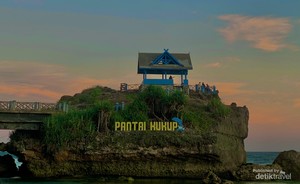 Pesona Pantai Kukup Tak Pernah Redup