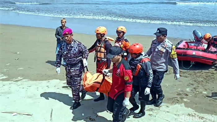 Upaya pencarian Rizal Siswandi (28) korban kecelakaan laut yang dinyatakan hilang pada Sabtu (13/7/2024) akhirnya membuahkan hasil