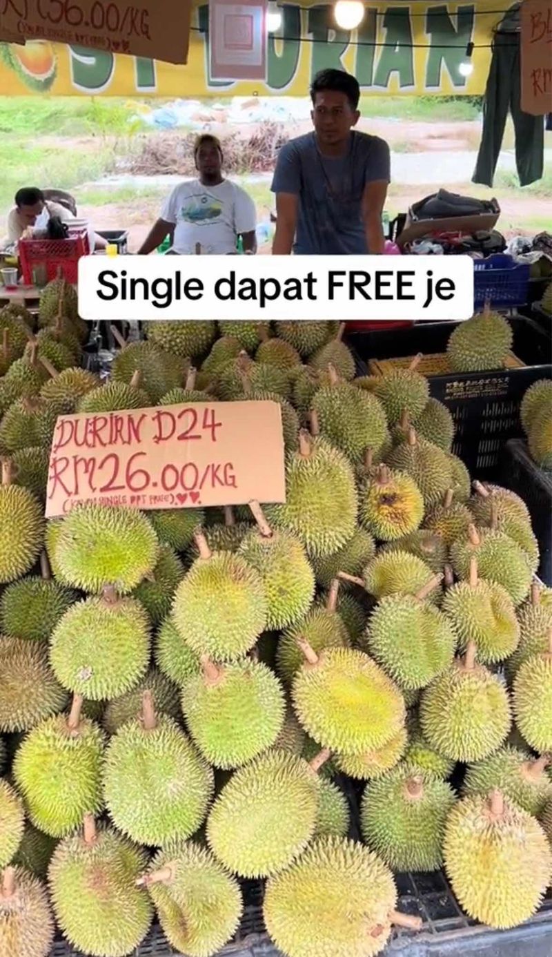 Wow! Gerai Ini Beri Durian Gratis Khusus untuk Para Jomblo
