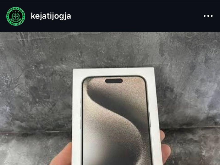 Akun Instagram Kejati DIY, @kejatijogja diretas. Si peretas mengunggah info tebus murah handphone. Foto diunggah pada Selasa (16/7/2024).