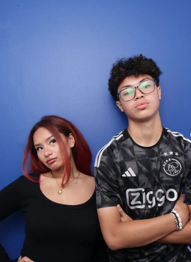 Beberapa netizen menyebut Zahwa dan Keanu terlihat seperti Reza dan almarhum Adjie Massaid saat muda. Ini tuh kaya ngeliat Alm adjie muda sm reza muda yah, komentar salah seorang netizen. Foto: Instagram/@keanu_massaid