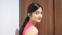 Potret manis Bugi JL yang dianggap mirip Cut Tari. (Foto: dok Instagram)