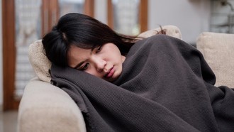 Sering Gelisah Saat Mau Tidur? Kenali Sleep Anxiety dan Cara Mengatasinya