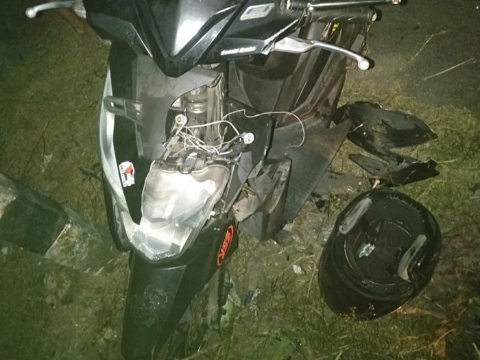 Motor yang terlibat kecelakaan di Jalan Lapangan Mojo-Jembatan Merah, Ngranan, Donotirto, Kretek, Bantul, Selasa (16/7/2024).
