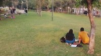 Letak Taman Kota Waduk Ria Rio yang tak sulit untuk ditemukan karena tempatnya berada di pinggir jalan, serta tak terlalu jauh dari Halte Cempaka Putih. 