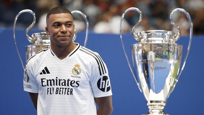 Siap Lanjutkan Kejayaan Nomor 9 Real Madrid, Mbappe?