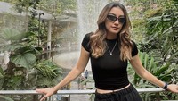 Natasha Ryder, adik dari Kimberly Ryder yang juga terjun ke dunia hiburan sebagai seorang aktris. Aktivitasnya kerap diunggah ke Instagram dengan akun @natasharyder. Foto: Instagram @natasharyder