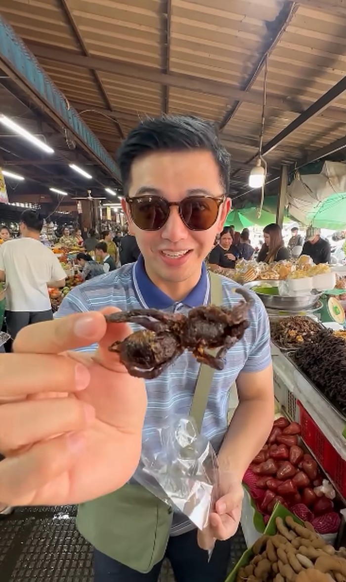 Nicky Tirta Eksplor Kuliner di Korea hingga Kamboja, Ini Potretnya! Nicky Tirta Eksplor Kuliner di Korea hingga Kamboja, Ini Potretnya!