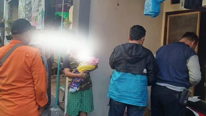 Penemuan bayi di Bratang Gede Surabaya