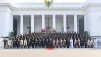 Dalam kesempatan tersebut Presiden melantik dan mengambil sumpah para calon perwira remaja (capaja) yang berjumlah 906 orang dari TNI dan Polri.  