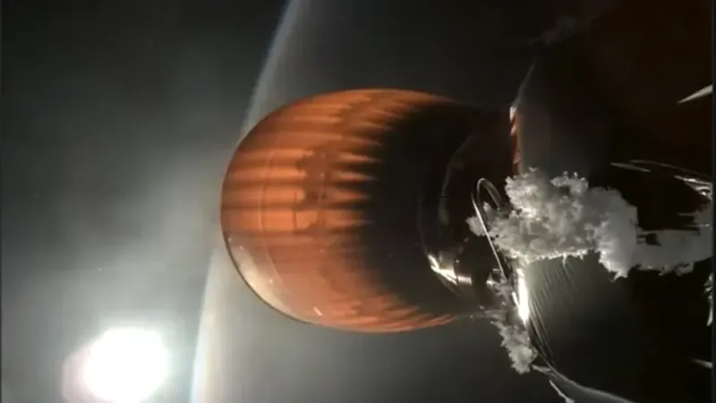 Roket Falcon 9 SpaceX mengalami malfungsi.