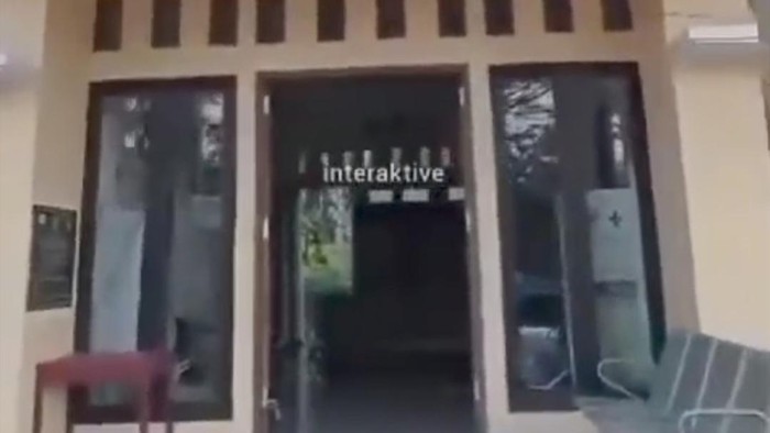 Rumah bersalin yang kosong di Banyuwangi