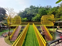 Foto: Playground Seru di Tangsel yang Ada Mini Zoonya