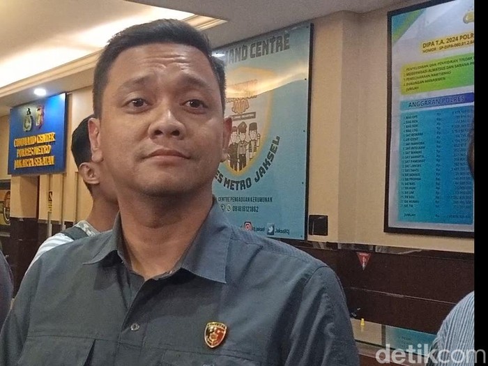Wakasat Reskrim Polres Metro Jakarta Selatan Kompol Henrikus Yossi