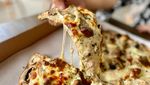 Yummy! Pizza Pepperoni Topping Melimpah Ada di Perumahan Mewah Ini