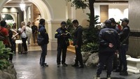 Grand Hyatt Erawan, yang memiliki lebih dari 350 kamar, terletak di kawasan wisata populer yang terkenal dengan perbelanjaan dan restoran mewah, Ratchaprasong. AP Photo/Chatkla Samnaingjam