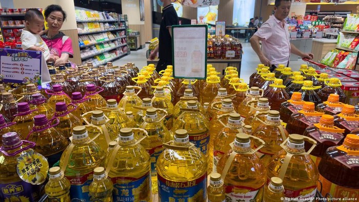 Angkut Minyak Goreng di Tangki Kimia, Cina Hadapi Isu Keamanan Pangan Angkut Minyak Goreng di Tangki Kimia, Cina Hadapi Isu Keamanan Pangan