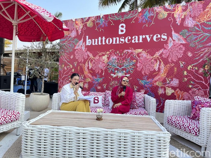 Brand hijab mengadakan peluncuran koleksi Seri Misool bertema Tropical Paradise Takeover, Rabu, (17/7/2024) di Noesaka Restaurant, Lands End, Pantai Indah Kapuk 2.