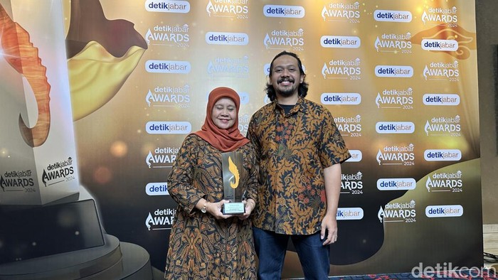 Celah Celah Langit meraih penghargaan Kategori Inovasi Gerakan Sosial detikJabar Awards 2024.