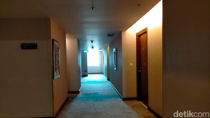 hotel santika gubeng