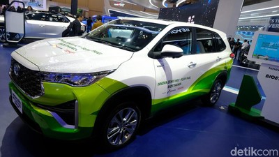 Innova Zenix Ini Bisa Tenggak Bioethanol Lho