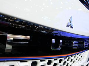 Penjualan Mobil Komersial Melempem!