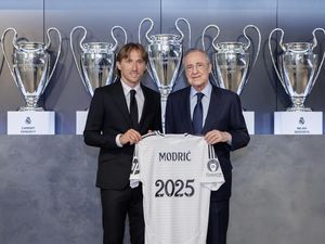 Perpanjang Kontrak-Jadi Kapten di Real Madrid, Luka Modric Bangga