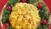 Hidangan ini mungkin tampak biasa.  Namun, campbelled egg sebenarnya terdiri dari scrambelled egg ditambah cream sup yang lezat. Foto: ranker.com