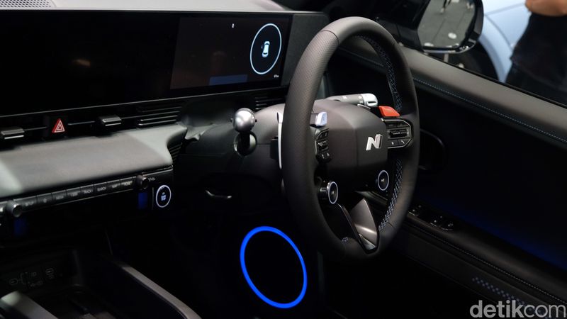 PT Hyundai Motors Indonesia (HMID) hari ini resmi meluncurkan high-performance electric vehicle (EV) unggulannya, Ioniq 5 N di ajang pameran Gaikindo Indonesia International Auto Show (GIIAS) 2024 di ICE BSD City, Tangerang, Rabu (17/7/2024).