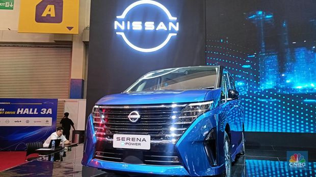 Nissan Indonesia meluncurkan MPV e-POWER terbarunya, yaitu All-New Nissan Serena e-POWER di acara GAIKINDO Indonesia International Auto Show (GIIAS) 2024 di Tangerang, Banten, Rabu (17/7/2024). (CNBC Indonesia/Ferry Sandi)