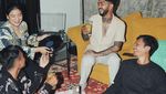 Kompaknya Onadio Leonardo Ngopi Bareng Istri dan Habib Jafar