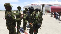 Dilaporkan geng-geng kriminal telah menguasai 80% ibu kota Haiti dan menyebabkan lebih dari 580.000 orang di seluruh negeri kehilangan tempat tinggal saat mereka menjarah lingkungan dalam upaya mereka untuk menguasai lebih banyak wilayah.    