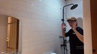 Kamar mandi di rumah Rafael Tan ada di setiap lantai. Ke depannya dia ingin merombak desain kamar mandi di rumahnya bergaya industrial.