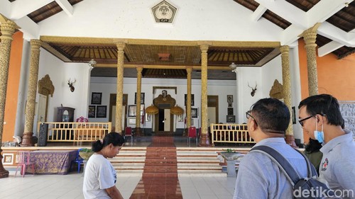 Pendopo Puri Agung Klungkung yang rencananya direvitalisasi pemerintah dengan anggaran Rp 10 miliar, Rabu (17/7/2024). (Putu Krista/detikBali)