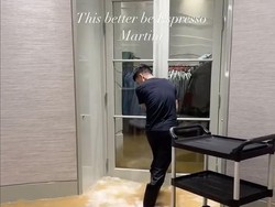 Rumah Mewah Rp 1,6 Triliun Kebanjiran, Drake: Semoga Ini Espresso Martini