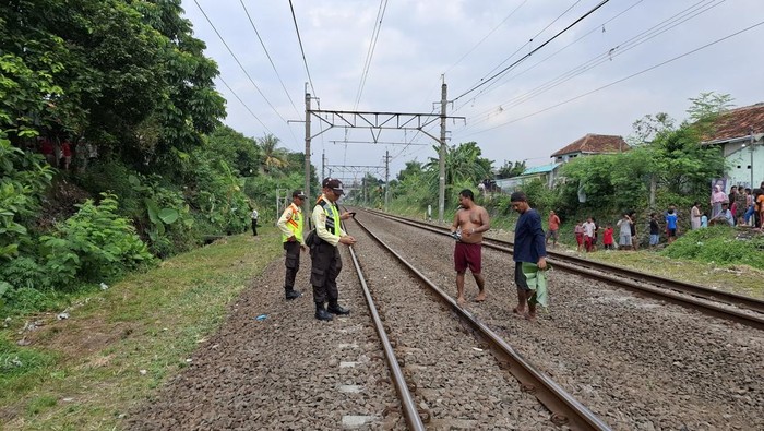 Seorang perempuan ditemukan meninggal dunia usai tertabrak KRL di Kelurahan Cibogor, Kecamatan Bogor Tengah, Kota Bogor, Jawa Barat. (dok. ist)