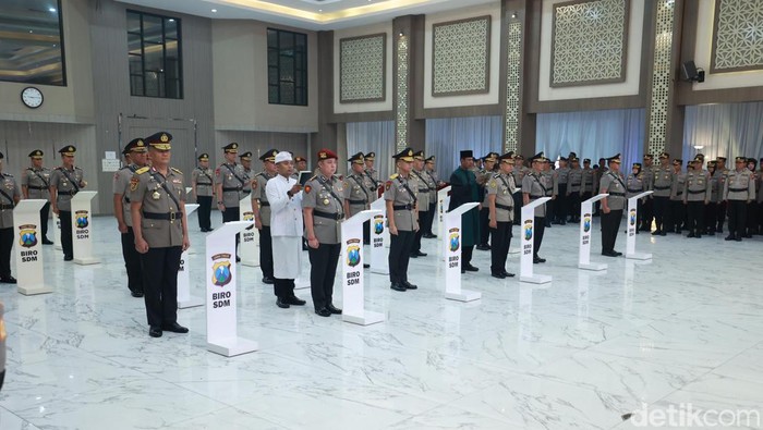Sertijab kapolres dan PJU Polda Jatim