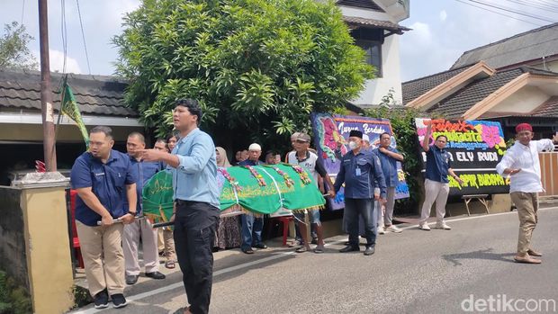 Suasana rumah duka Elly Rudy di Palembang.
