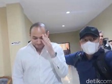 Tiko Aryawardhana Kelelahan Diperiksa Polisi hingga Lewat Tengah Malam