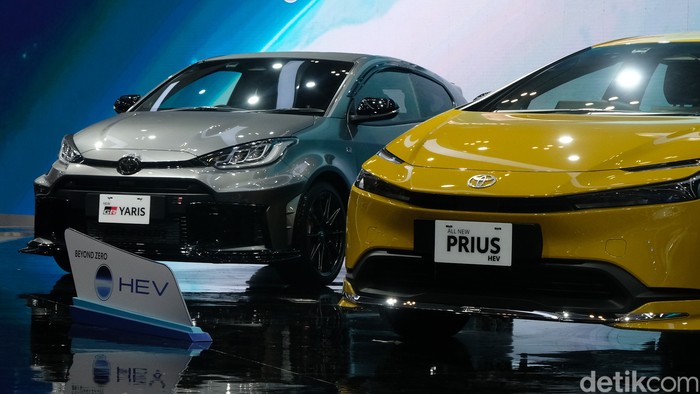 Toyota meluncurkan GR Yaris Facelift dan All New Prius di GIIAS 2024 di ICE BSD City, Tangerang, Rabu (17/7/2024).