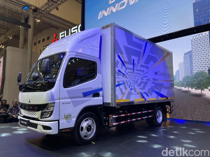 Truk Listrik Mitsubishi eCanter